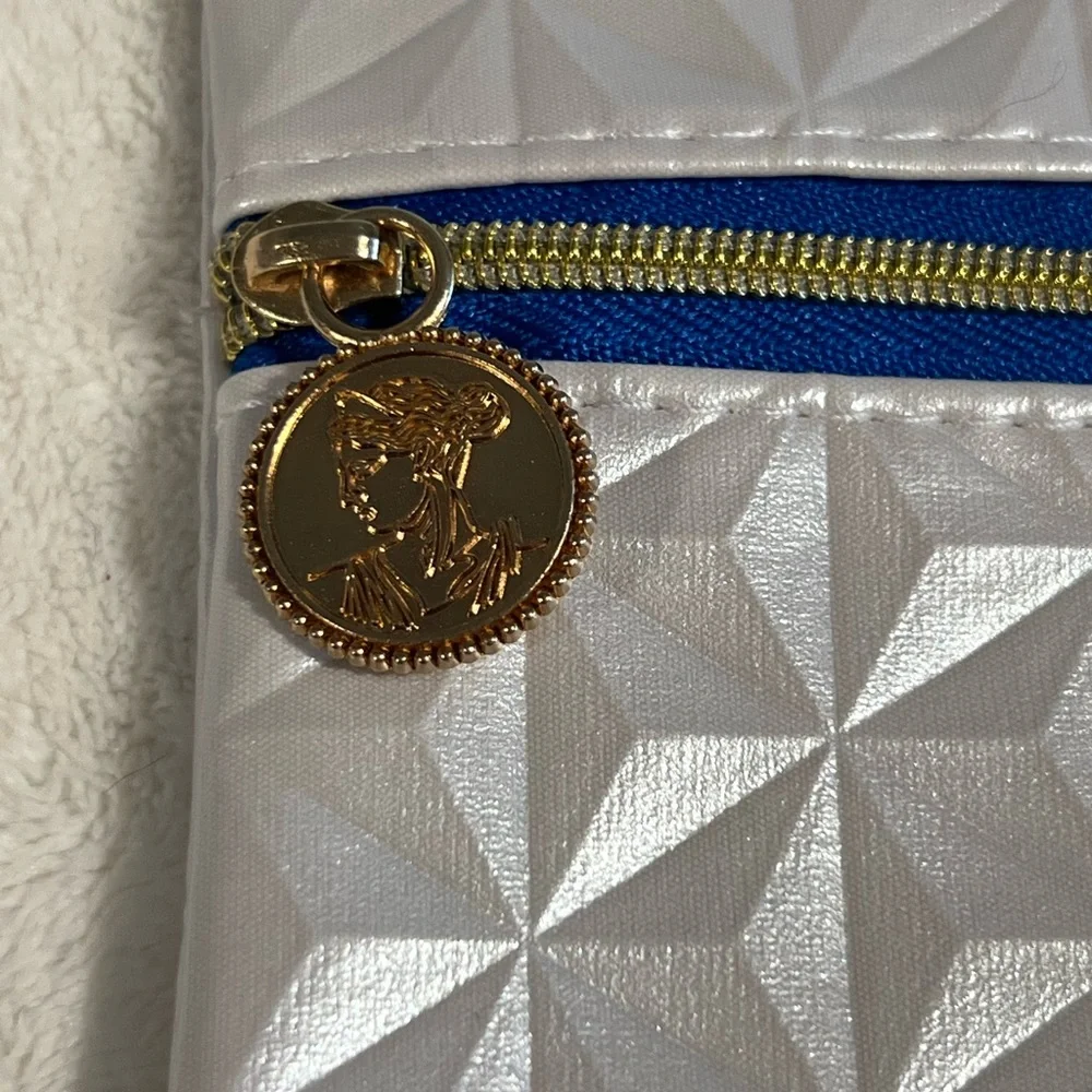 NWOT IPSY Makeup Bag + CIATE LONDON Powder